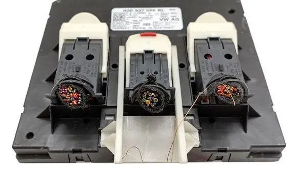 Skoda Octavia Mk3 (5E) Central body control module 5Q0937086BL