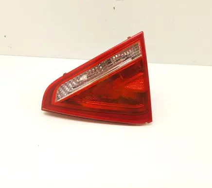 Audi A5 8T 8F Tailgate rear/tail lights 8T0945094