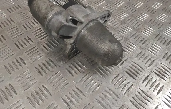 Subaru Outback Starter motor 23300AA620 M002T89071