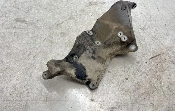 Land Rover Range Rover Sport L320 Generator/alternator bracket 9H2210239BA