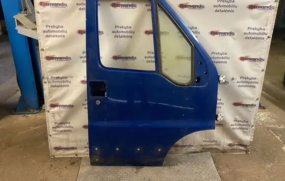 Door (2 Door Coupe)