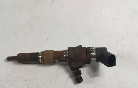 Fuel injector