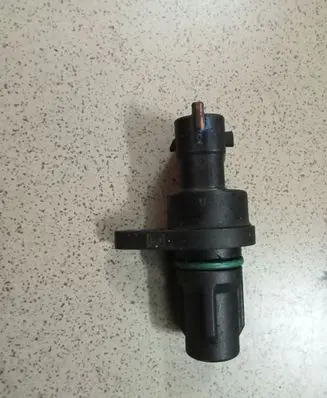 Toyota Aygo AB10 Camshaft position sensor 2137