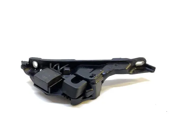 BMW 5 G30 G31 G38 Tailgate/trunk side cover trim 51247390421