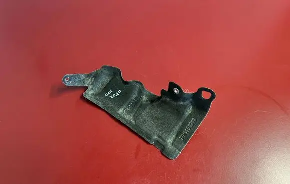 BMW X3 G01 Heat shield in engine bay 8668914