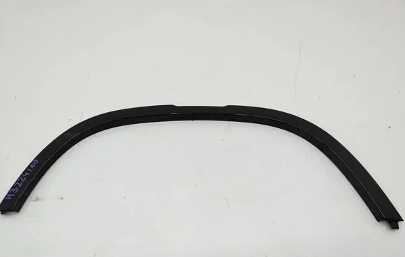 Land Rover Defender Front arch trim L8B216A075BX