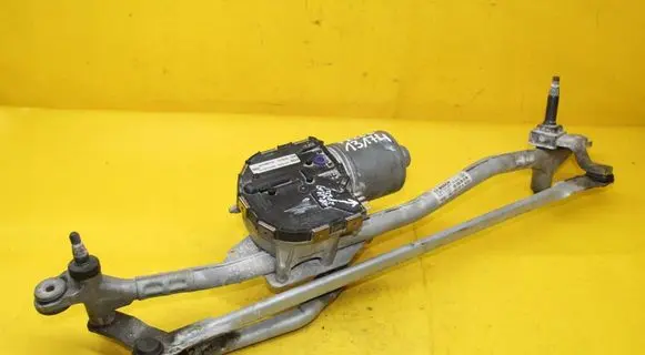 Front wiper linkage