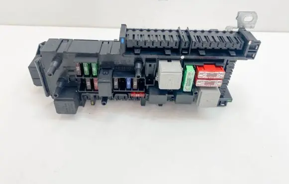 Mercedes-Benz SL R231 Fuse module 168298 016706581