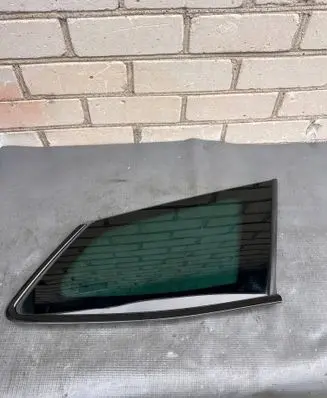 Opel Insignia B Rear side window 43R008600 E000255