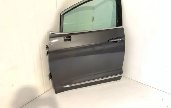 Chrysler Pacifica Front door 68186767AL