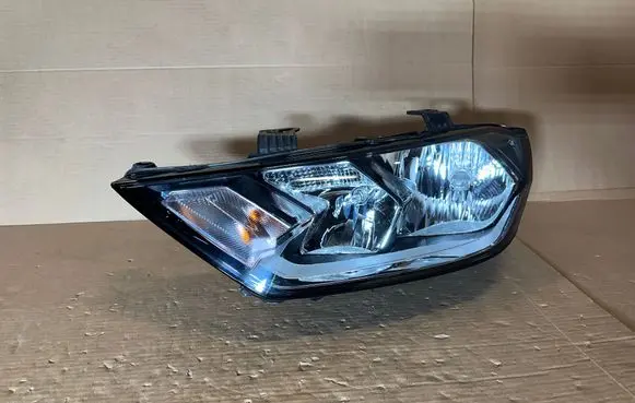 Audi A1 Headlight/headlamp 82A941003