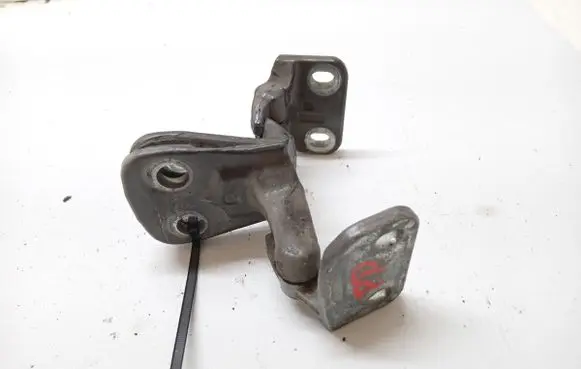 Land Rover Discovery 3 - LR3 Front door hinge set 