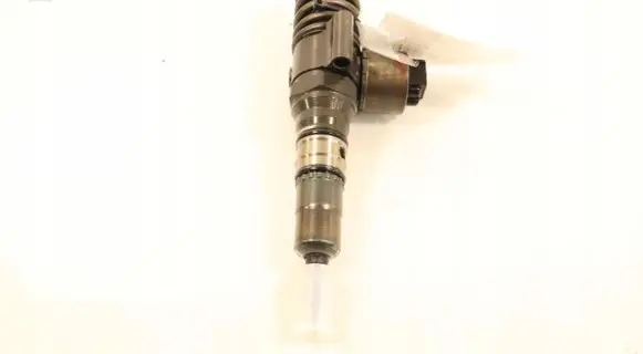 Volkswagen Jetta V Fuel injector 0414720404