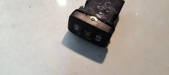 Toyota Previa (XR30, XR40) II Seat heating switch 191333