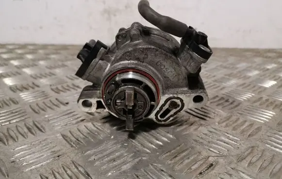 Ford Ecosport Vacuum pump 9804021880