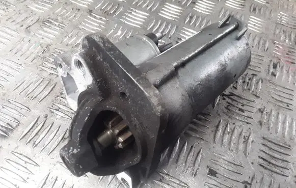 Renault Modus Starter motor 8200836473