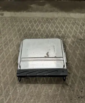 Volvo S80 Engine control unit/module 0281001776 28SA4018 09496667A