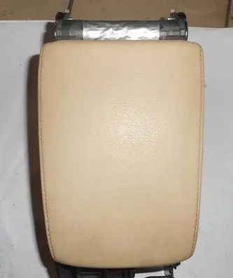 Volkswagen Jetta V Armrest 1K5864251B