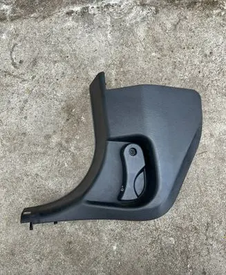 BMW X1 F48 F49 Foot area side trim 51437326909 7326909 20024110