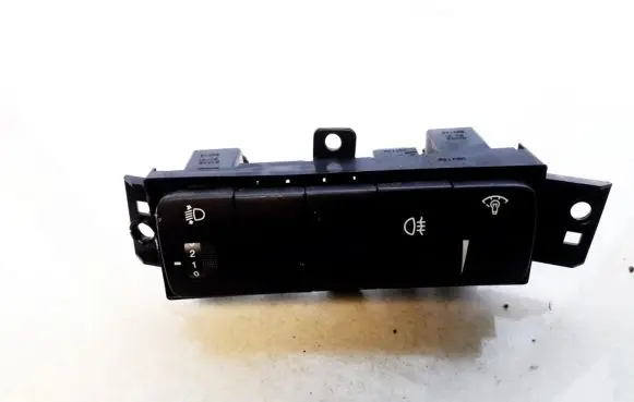 Hyundai Tucson JM Headlight level height control switch 937602E001 937302E001