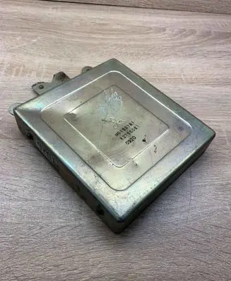 Mitsubishi Colt Engine control unit/module ECU MD159781 E2T56081 0920