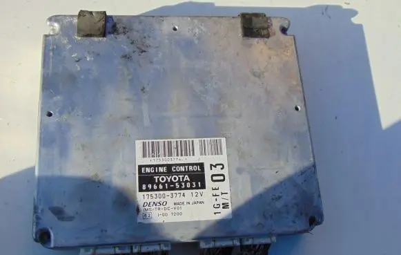 Lexus IS 200-300 Other control units/modules 8966153031 1753003774