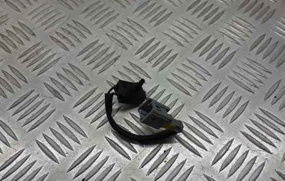 Peugeot 307 Clutch pedal sensor 95835T02