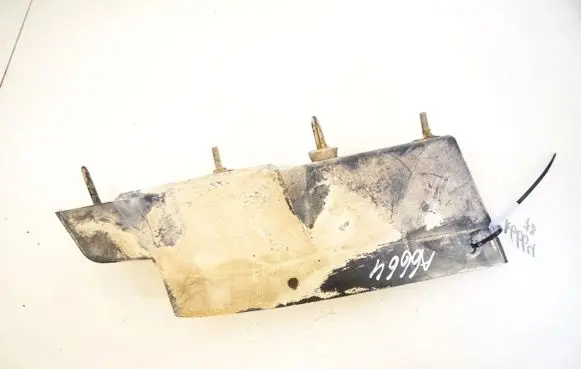 Front bumper mounting bracket