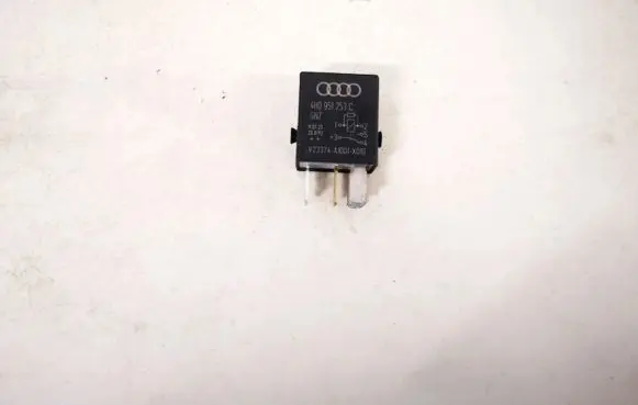 Skoda Octavia Mk2 (1Z) Other relay 4h0951253c v23374-a1001-x010
