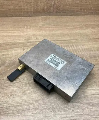 Audi A4 S4 B7 8E 8H Bluetooth control unit module 8P0862335C