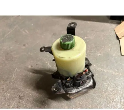 Audi A1 Electric power steering pump 6R0423156C