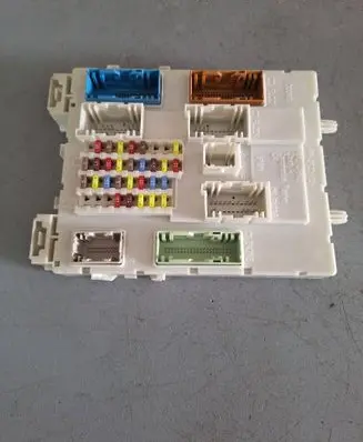 Ford C-MAX II Fuse box set bv6n14a073fu