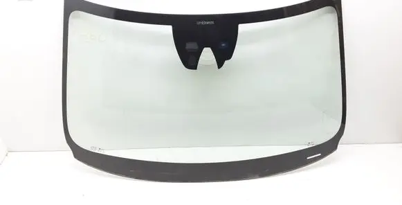 Volvo S60 Front windscreen/windshield window 