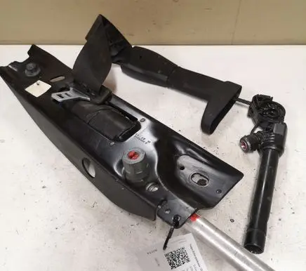 Volvo V70 Front seatbelt 6041213