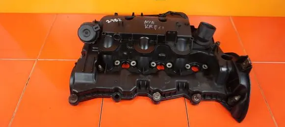 Land Rover Discovery 3 - LR3 Rocker cam cover 4S7Q9424KB 3MB2