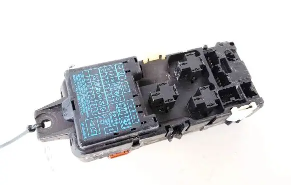 Mitsubishi Space Star Fuse box set mr318828