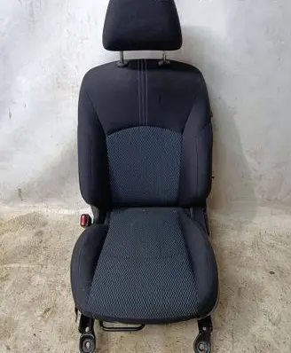 Nissan Note (E12) Front driver seat 