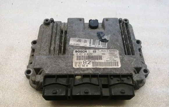 Peugeot 206 Engine control unit/module 9646559980 0281010707 9644157380