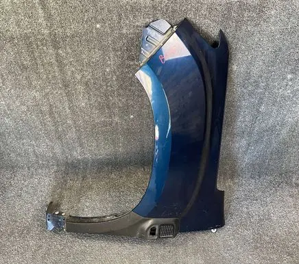 Dacia Duster II Fender B1083