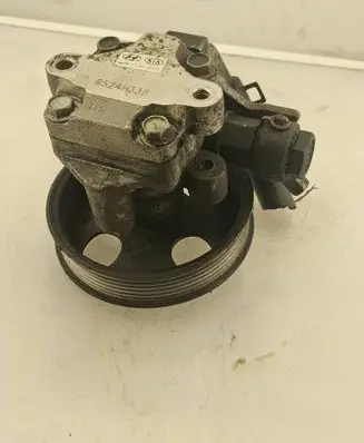 Power steering pump