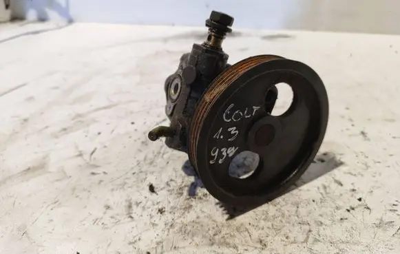 Mitsubishi Colt Power steering pump