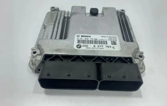 BMW 5 F10 F11 Engine control unit/module 8577764
