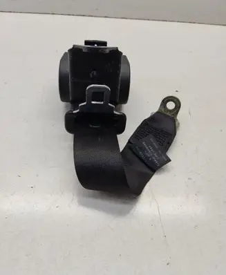 BMW 7 E32 Rear seatbelt 1950515 0552338 E10433352