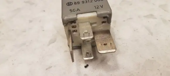 Audi A4 S4 B5 8D Other relay 899312000 8D0951253