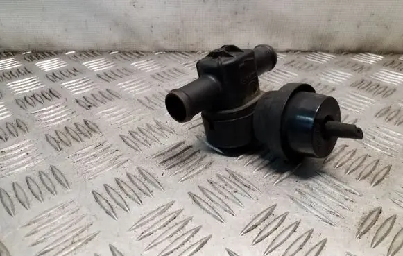 Audi Q5 SQ5 Coolant heater control valve 1J0819809