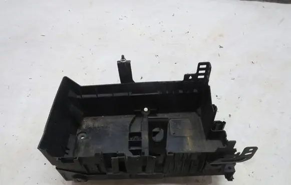 Opel Zafira C Battery box tray KRIS235789