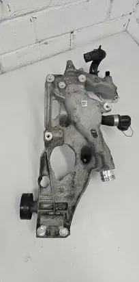 Mercedes-Benz B W246 W242 Generator/alternator bracket A6512011709