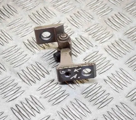 Porsche Macan (95B) Rear door lower hinge 4G0831401D