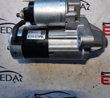 Mazda 3 III Starter motor M000T89281