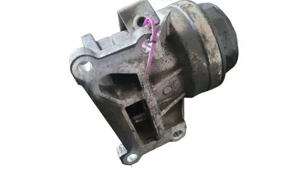 Mazda CX-7 Oil filter mounting bracket 1S7G-6884-AE